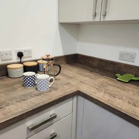 6 Esplanade Gardens 1 Bed Ground Floor Apartament Scarborough