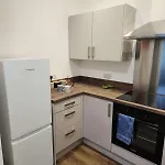 6 Esplanade Gardens 1 Bed Ground Floor Appartement *