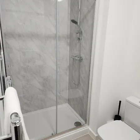 6 Esplanade Gardens 1 Bed Ground Floor